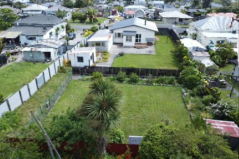 Photo of property in 121 Romilly Street, Westport, 7825