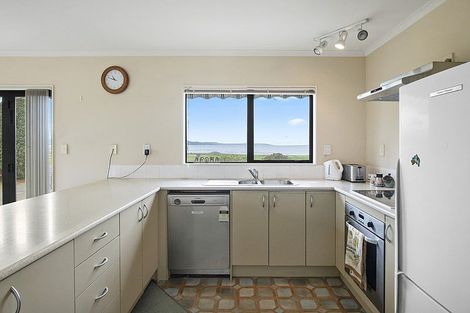 Photo of property in 915 East Coast Road, Kaiaua, Pokeno, 2473
