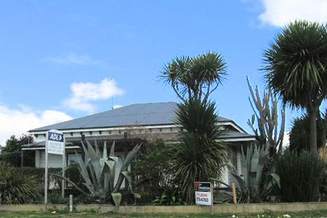 Photo of property in 801 Heretaunga Street East, Akina, Hastings, 4122