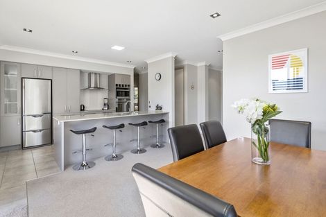 Photo of property in 101 Bing Lucas Drive, Tawa, Wellington, 5028