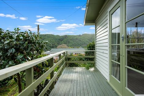 Photo of property in 27a Milton Terrace, Picton, 7220