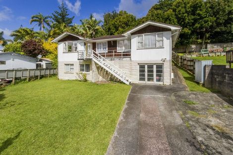 Photo of property in 26 Awaruku Road, Torbay, Auckland, 0630