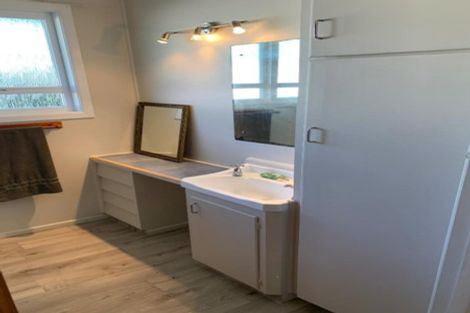 Photo of property in 2/14 South Street, Papakura, 2110