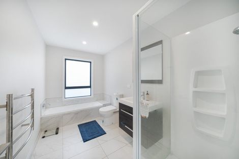 Photo of property in 15 Lemonwood Way, Woodridge, Wellington, 6037