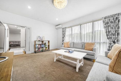 Photo of property in 8 Moville Drive, Flat Bush, Auckland, 2019