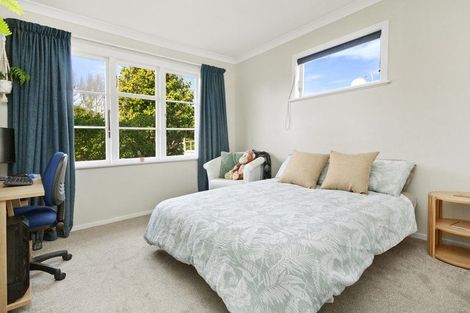 Photo of property in 3 Findlay Street, Tawa, Wellington, 5028
