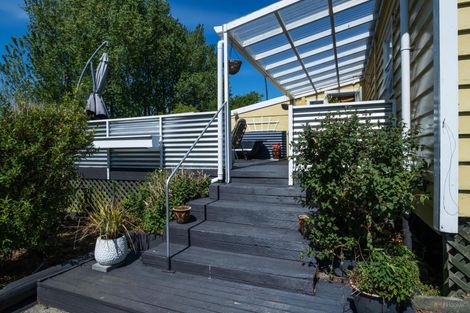 Photo of property in 5 Painstown Road, Waimate, 7978