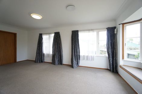 Photo of property in 494 Blockhouse Bay Road, Blockhouse Bay, Auckland, 0600