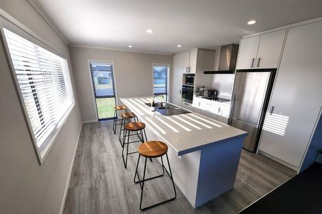 Photo of property in 15 Harding Drive, Papamoa Beach, Papamoa, 3118