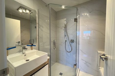 Photo of property in 4/31 Reid Road, New Lynn, Auckland, 0600