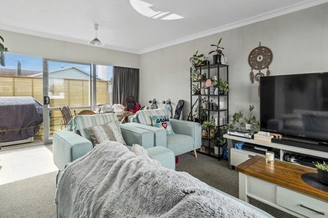 Photo of property in 2/128 Sixteenth Avenue, Tauranga South, Tauranga, 3112
