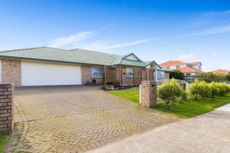 Photo of property in 71 Santa Ana Drive, Dannemora, Auckland, 2016