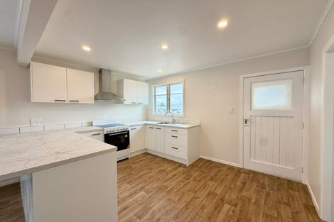 Photo of property in 60a Mould Street, Waitara, 4320