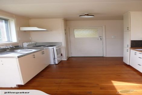 Photo of property in 43 Rutherford Street, Chedworth, Hamilton, 3210