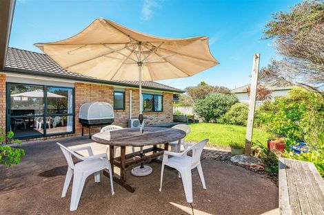 Photo of property in 9 Zeus Avenue, Henderson, Auckland, 0612