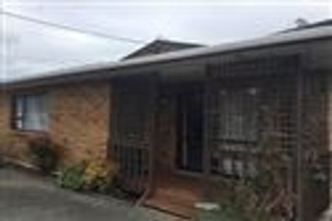 Photo of property in 1/34 Gulf View Road, Murrays Bay, Auckland, 0630