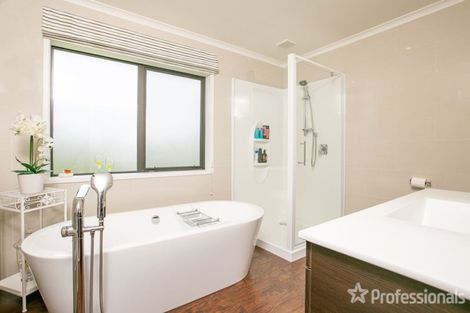 Photo of property in 10 Opaki Meadows Lane, Lansdowne, Masterton, 5871