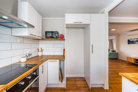 Photo of property in 18 Ruru Road, Otaihanga, Paraparaumu, 5036