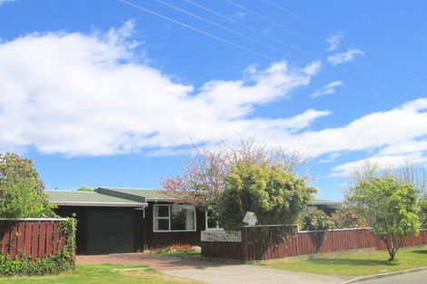 Photo of property in 30/1 Charles Crescent, Rainbow Point, Taupo, 3330