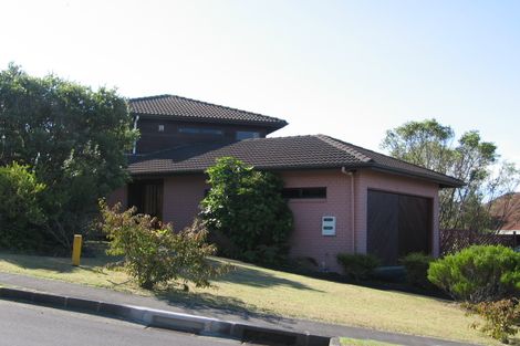 Photo of property in 18 Bellbird Rise, Murrays Bay, Auckland, 0630