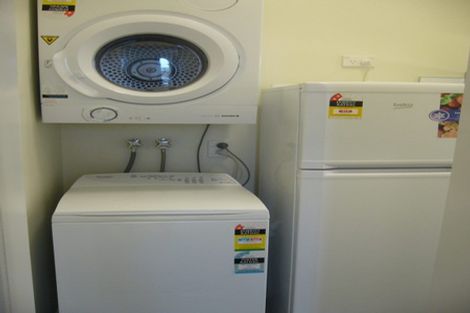 Photo of property in 4 Hawker Street, Mount Victoria, Wellington, 6011