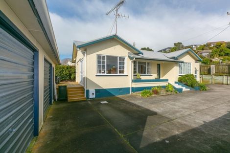 Photo of property in 13 Tupoki Street, Glen Avon, New Plymouth, 4312