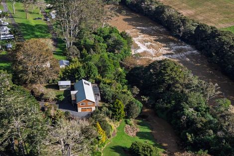 Photo of property in 646 Puketona Road, Haruru, 0204