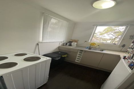 Photo of property in 16 Rodrigo Road, Kilbirnie, Wellington, 6022