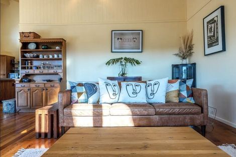 Photo of property in 26 Ocean Road, Surfdale, Waiheke Island, 1081