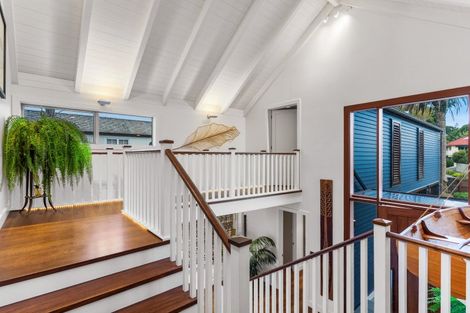 Photo of property in 8 Musick Point Road, Bucklands Beach, Auckland, 2012