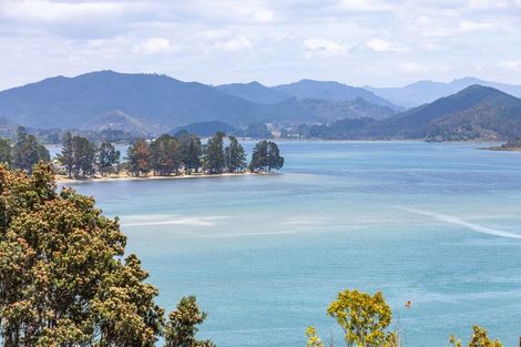 Photo of property in 160 Paku Drive, Tairua, 3508