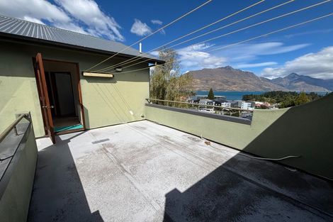 Photo of property in 27b Hallenstein Street, Queenstown, 9300