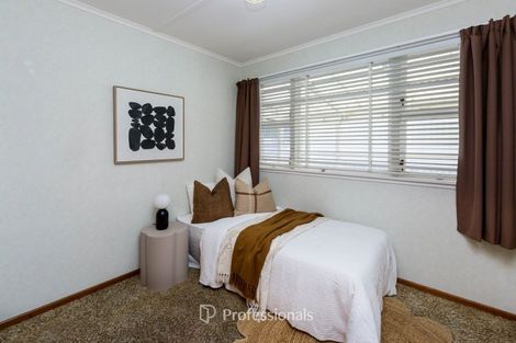 Photo of property in 11 Benge Crescent, Clouston Park, Upper Hutt, 5018
