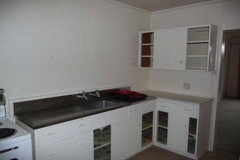 Photo of property in 676 Main Street, Palmerston North, 4414