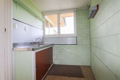 Photo of property in 3 Mckenzie Street, Geraldine, 7930