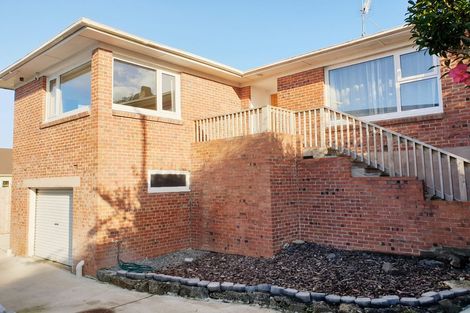 Photo of property in 2c Wendell Place, Greenlane, Auckland, 1061