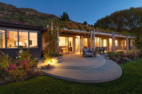 Photo of property in 593 Mount Barker Road, Wanaka, 9382