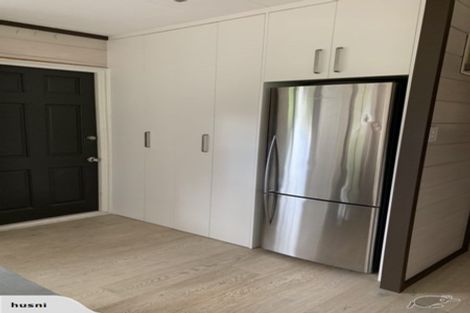 Photo of property in 2/7 Wyman Place, Pakuranga Heights, Auckland, 2010