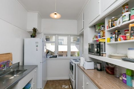 Photo of property in 1/57 Hawker Street, Mount Victoria, Wellington, 6011