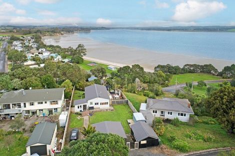 Photo of property in 50 Ronald Avenue, Glenbrook, Waiuku, 2681