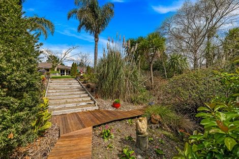 Photo of property in 41 Whangaparaoa Road, Red Beach, 0932