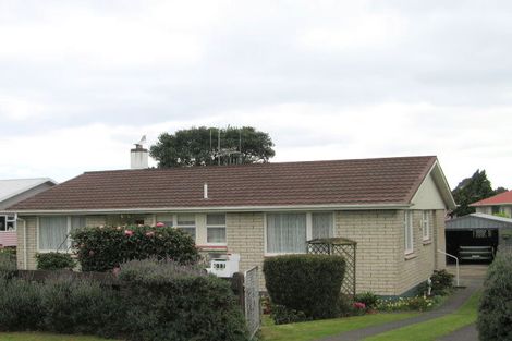 Photo of property in 611 Maunganui Road, Mount Maunganui, 3116