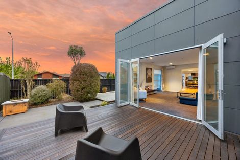 Photo of property in 209 Weston Road, St Albans, Christchurch, 8052