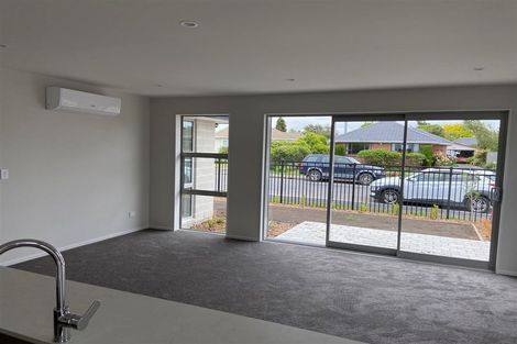 Photo of property in 9/3 Nyoli Street, Northcote, Christchurch, 8052