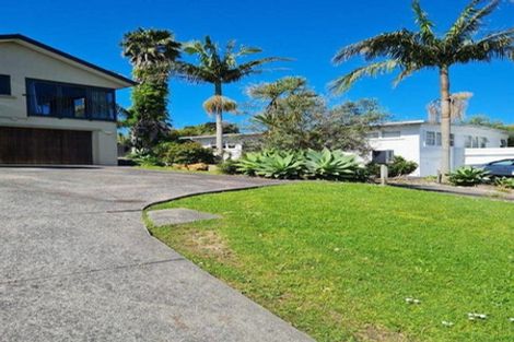 Photo of property in 1/5 Zealandia Road, Manly, Whangaparaoa, 0930