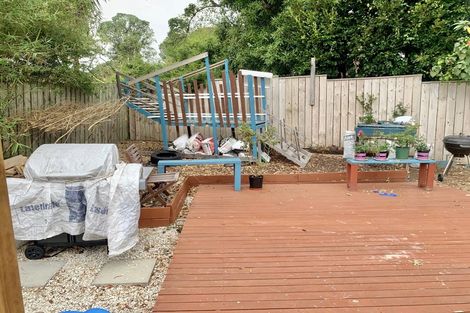 Photo of property in 33 Diana Drive, Glenfield, Auckland, 0627