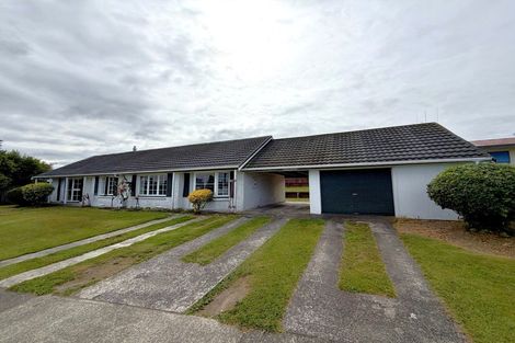 Photo of property in 1 Waimea Place, Tokoroa, 3420