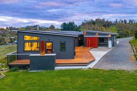 Photo of property in 39 Great North Road, Waipawa, 4210