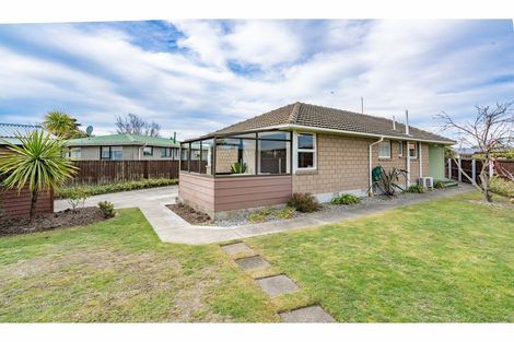 Photo of property in 37 Woodgrove Avenue, North New Brighton, Christchurch, 8083