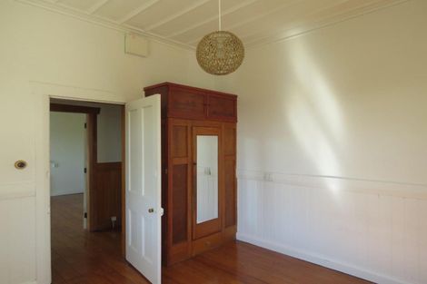 Photo of property in 60 Morley Street, New Plymouth, 4310